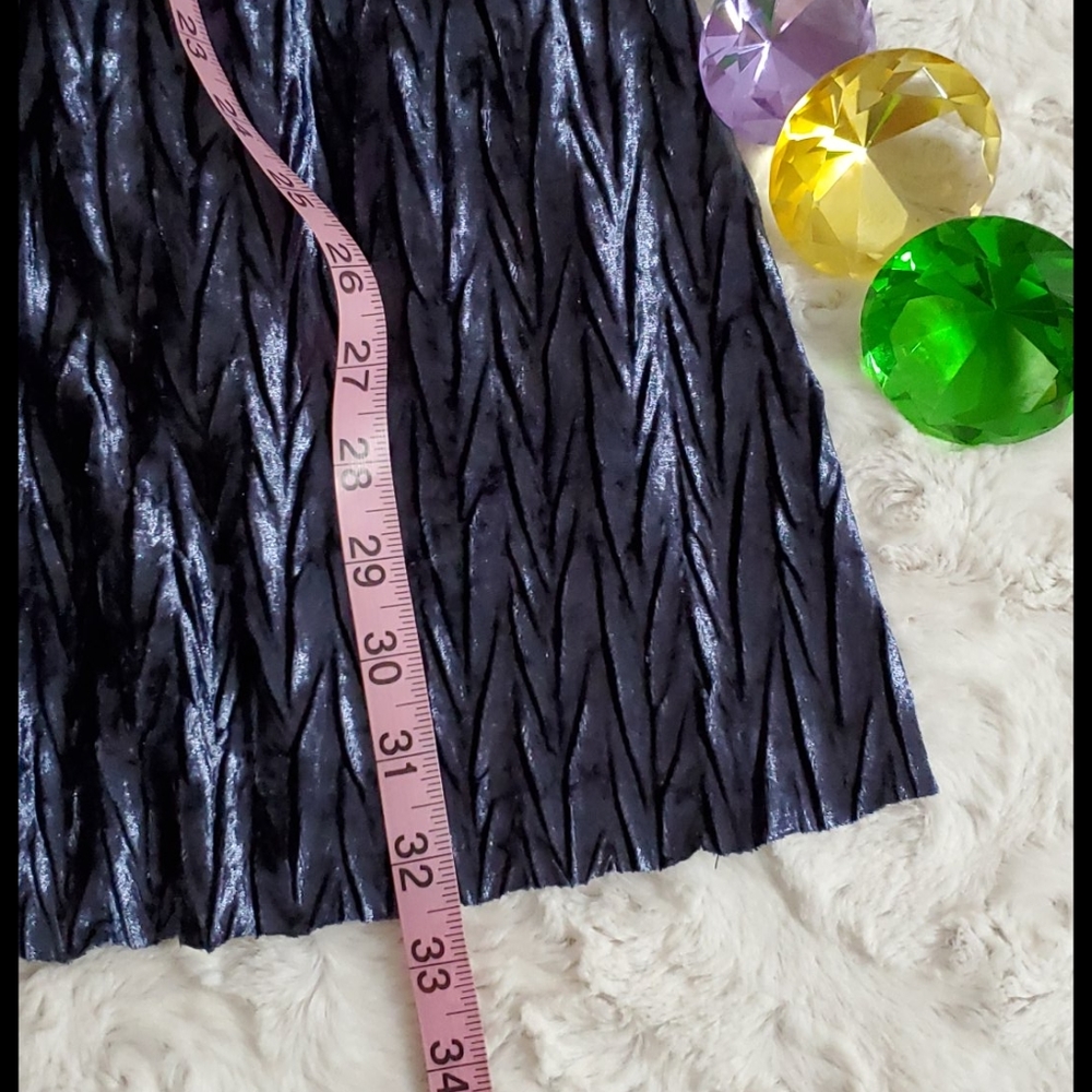 very J Blue 'crushed velvet' skirt with an elasticized waist Sml gorgeous party - Picture 2 of 3